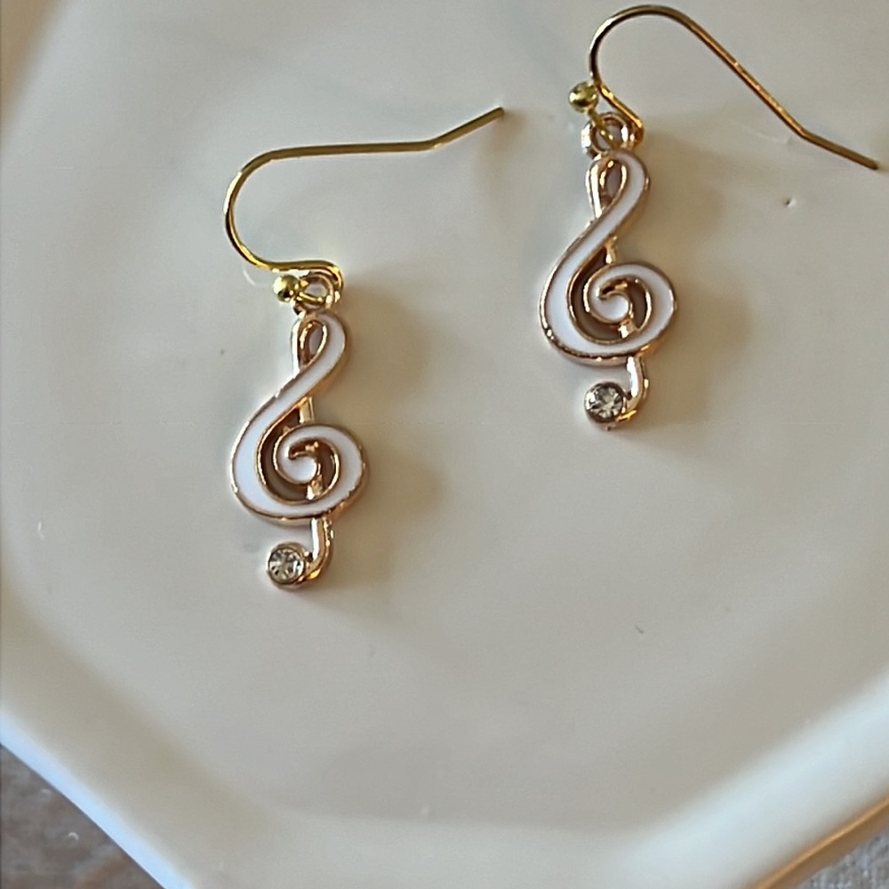 🎵Musical Note Earrings